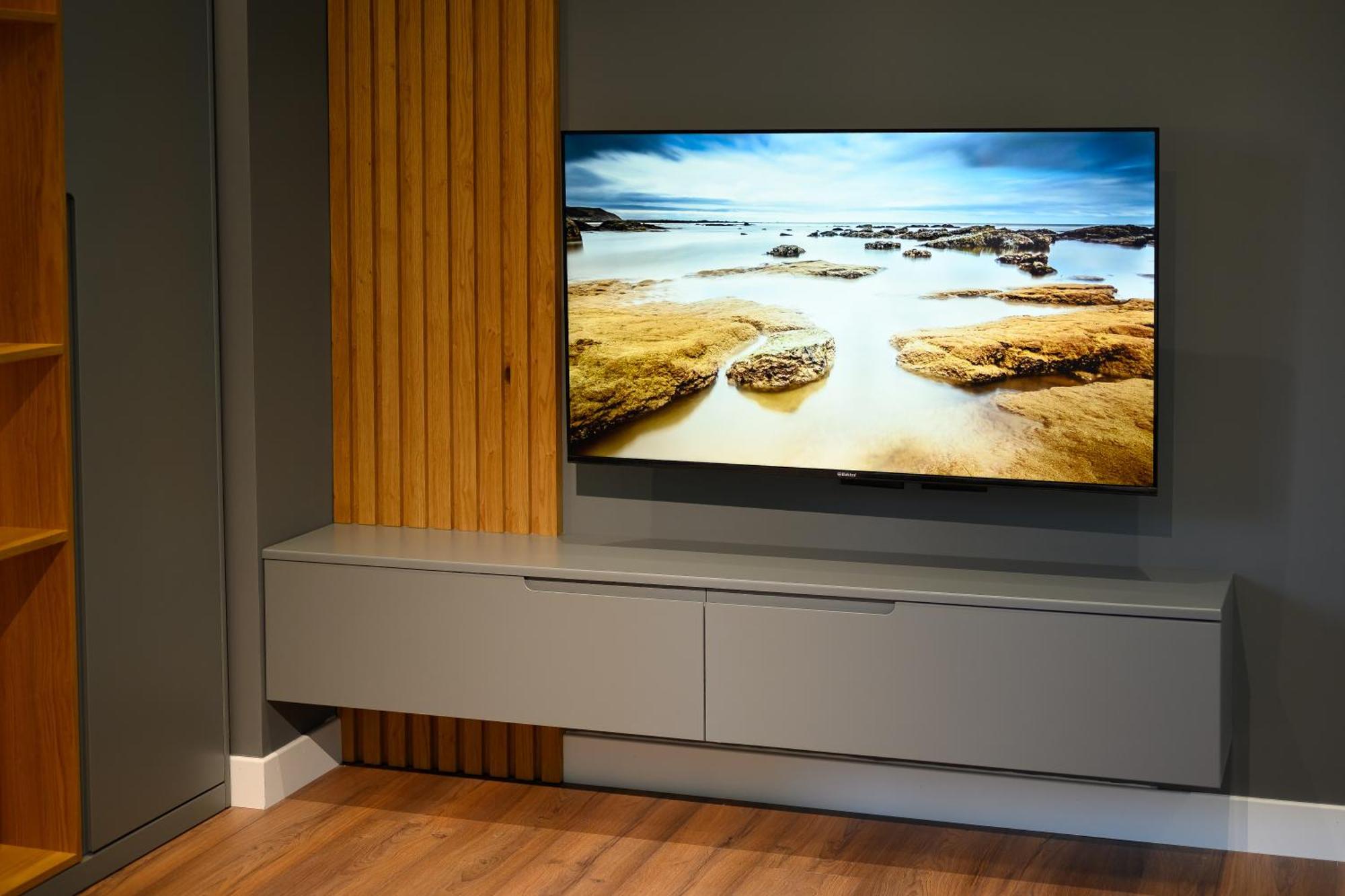 Adore Apartment *
