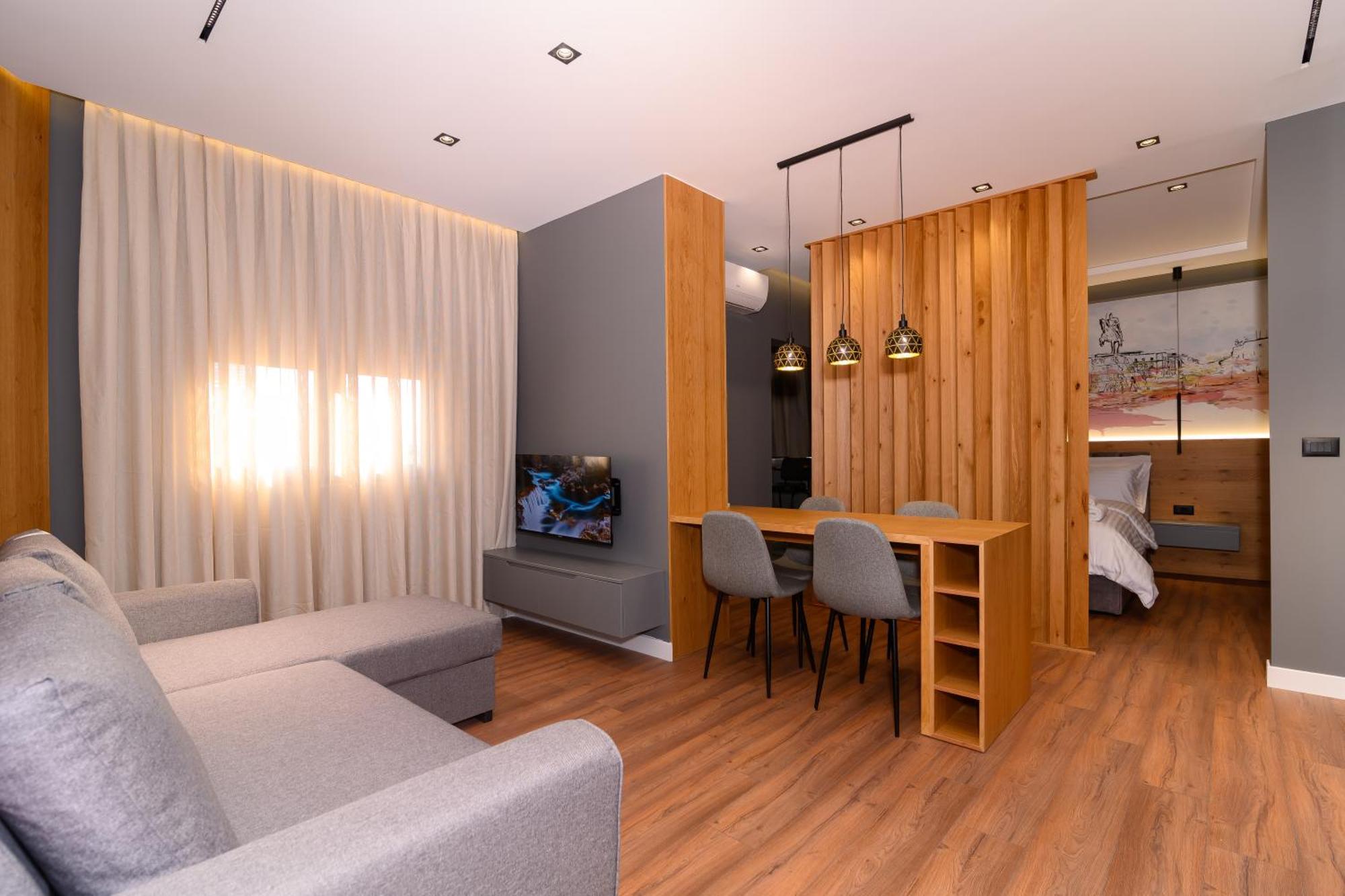 Apartment Adore